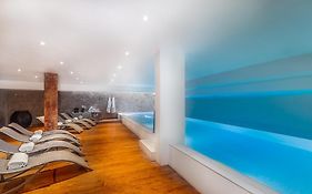 Hôtel Montaigne & Spa